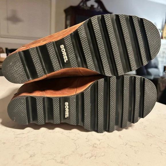 Sorel Conquest Women's Brown Wedge Heeled Boots - Picture 12 of 12